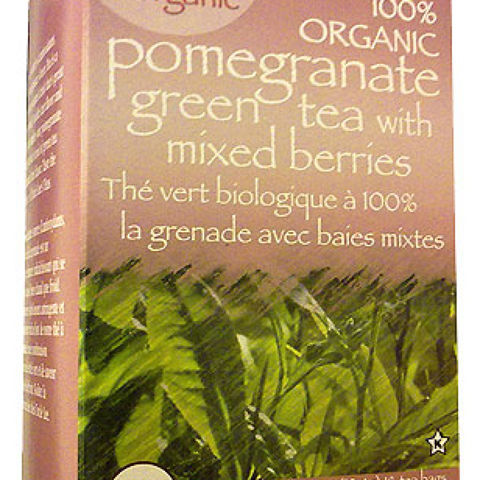 pomegranate green with mixed berries pomegranate green with mixed berries