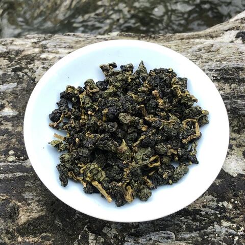 Spring Pear Mountain Oolong