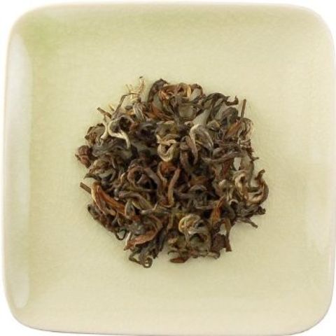 HIMALAYAN HAND-ROLLED BLACK TEA HIMALAYAN HAND-ROLLED BLACK TEA